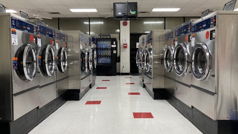 WashLand Laundromat washers